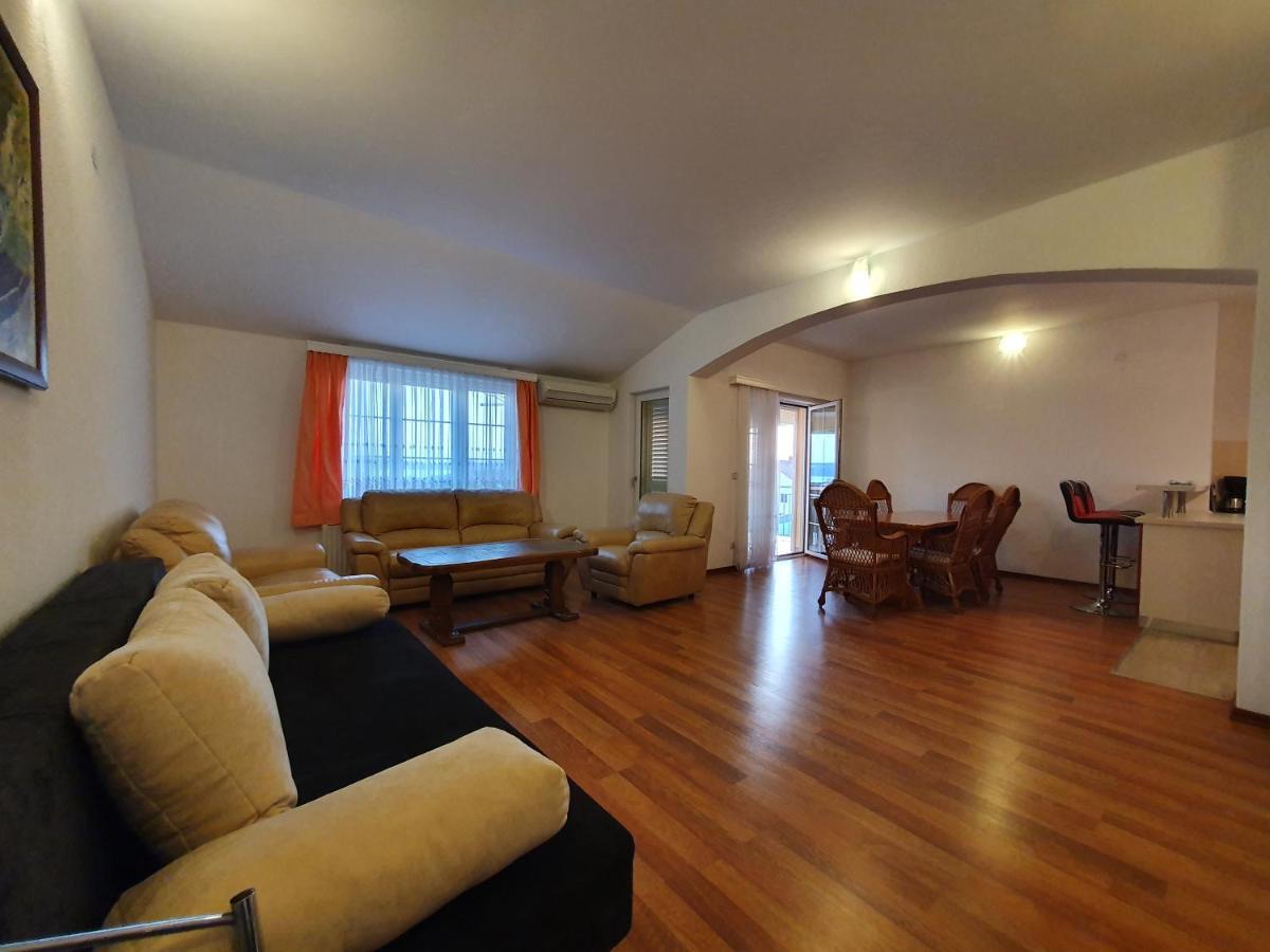 Apartments Renato Zadar Eksteriør bilde